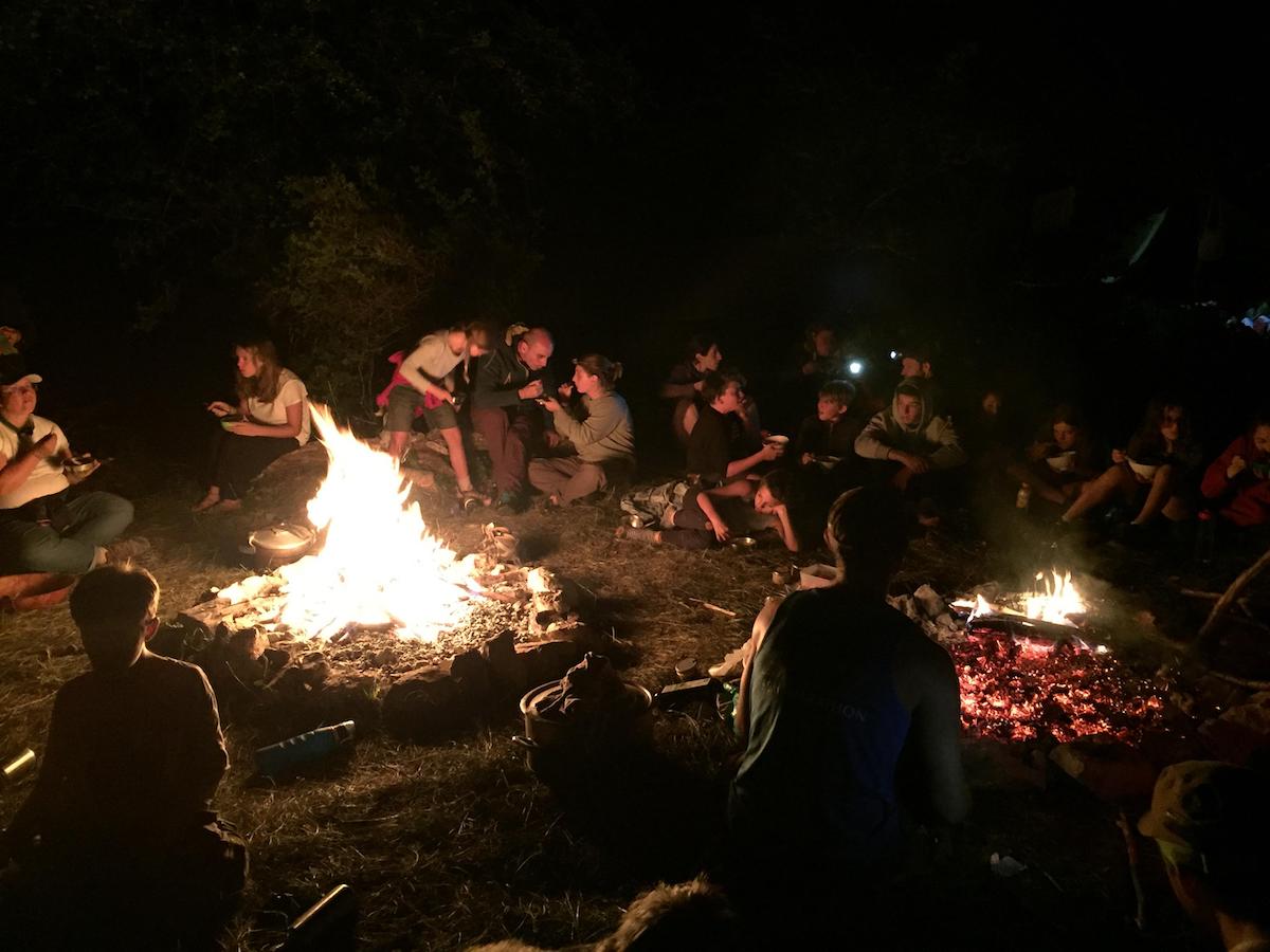 Immersion nature famille - feu de camp